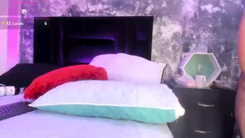 Aurora Rojas online show from 02/24/25, 06:05