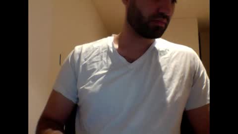 Snapshot of aussie099 chatting on 12/20/24, 10:49 aussie099 online show from 12/20/24, 10:49