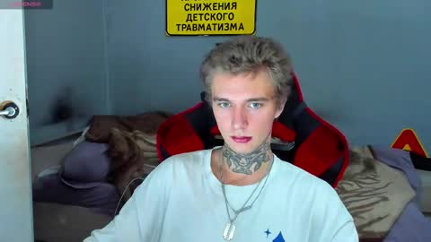 Austen online show from 09/20/25, 04:41