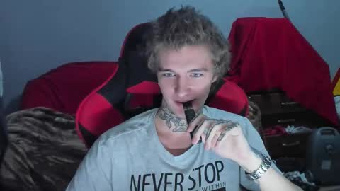 Austen online show from 11/06/25, 03:35