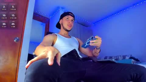 Snapshot of austin_curry chatting on 03/04/25, 04:17 A online show from 03/04/25, 04:17
