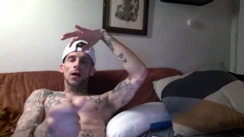 Snapshot of austinisking1916 chatting on 12/27/24, 05:09 Austin is King online show from 12/27/24, 05:09