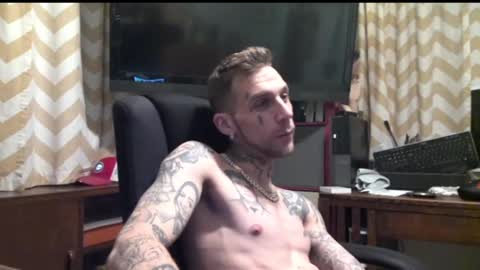 Snapshot of austinisking1916 chatting on 02/11/25, 01:41 Austin is King online show from 02/11/25, 01:41