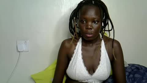 autumnbeagle online show from 10/05/25, 08:18