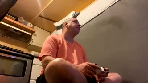 Auz online show from 01/01/25, 03:13