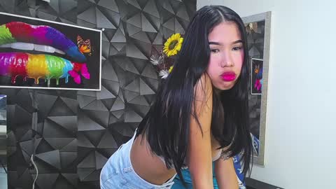Snapshot of ava_jhonsson chatting on 01/09/25, 03:44 ava online show from 01/09/25, 03:44