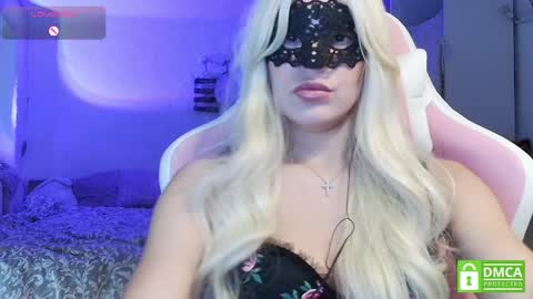 AvaaLuna online show from 11/24/25, 02:17