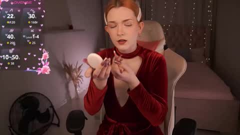  Ava  online show from 11/04/25, 12:37