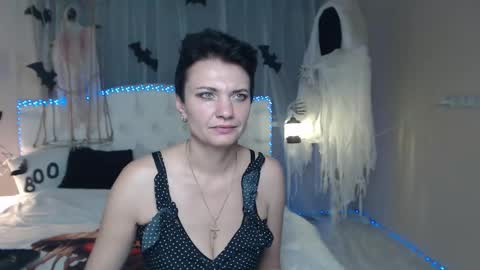 avasaturnian online show from 10/23/25, 01:54