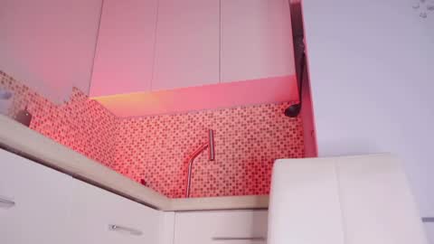 Kate  online show from 10/25/25, 05:08