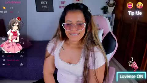 Snapshot of avelis_trum2 chatting on 09/16/25, 08:32 Abbigail online show from 09/16/25, 08:32