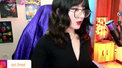 Snapshot of avi_frost chatting on 12/05/24, 08:11 Saraaaa independent model 3 online show from 12/05/24, 08:11