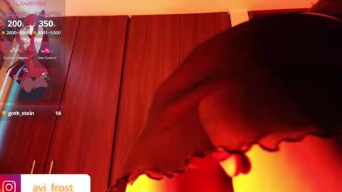 Snapshot of avi_frost chatting on 10/03/25, 08:33 Saraaaa independent model 3 online show from 10/03/25, 08:33