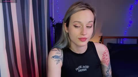 Aviva online show from 10/12/25, 05:23