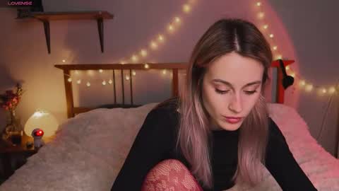 Aviva online show from 10/27/25, 05:50