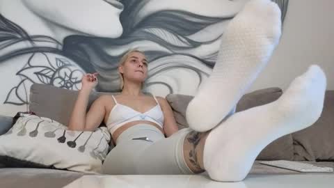 Goddess Avrora online show from 11/16/25, 09:26