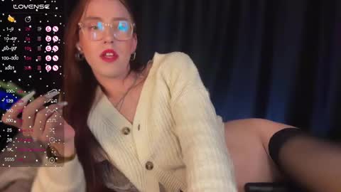 avril_pearly_ online show from 02/13/25, 10:43