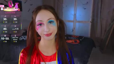 Avril online show from 10/31/25, 09:05