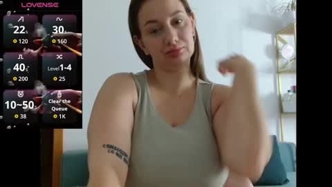 Snapshot of avrora__love chatting on 09/14/25, 11:48 Avrora online show from 09/14/25, 11:48