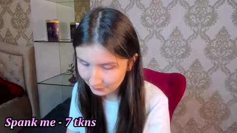 Avrora online show from 10/16/25, 07:31