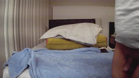 Snapshot of awardy3211 chatting on 11/03/25, 10:53 awardy3211 online show from 11/03/25, 10:53