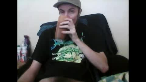 Snapshot of aweshite chatting on 01/06/25, 04:23 aweshite online show from 01/06/25, 04:23