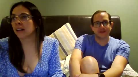 Snapshot of awesome_couple_hell chatting on 09/29/25, 04:28 hell yeah online show from 09/29/25, 04:28