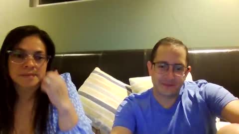 Snapshot of awesome_couple_hell chatting on 10/20/25, 03:40 hell yeah online show from 10/20/25, 03:40