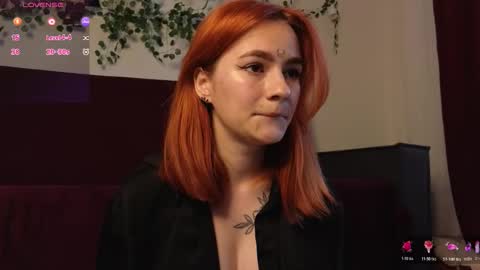 Snapshot of aww_burn chatting on 10/22/25, 02:45 Tris online show from 10/22/25, 02:45