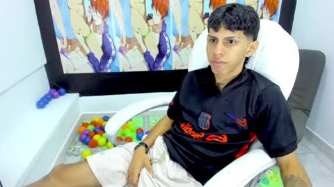 Snapshot of axeel_boy_ chatting on 09/30/25, 03:33 Axel online show from 09/30/25, 03:33