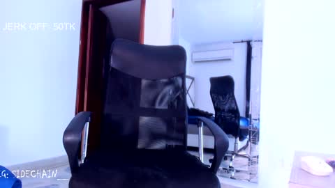 Snapshot of axel_cifer chatting on 01/21/25, 09:36 Axel cifer online show from 01/21/25, 09:36