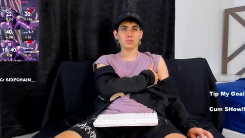 Snapshot of axel_cifer chatting on 03/10/25, 03:52 Axel cifer online show from 03/10/25, 03:52