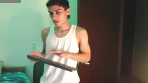 axel davis  online show from 10/12/25, 03:38