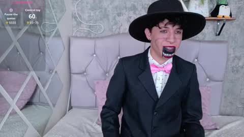 Axel Evanss online show from 10/21/25, 01:45