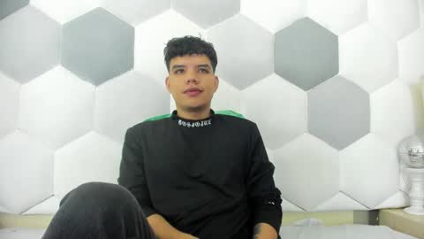 Axel Forte online show from 11/14/25, 01:54