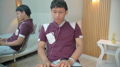 Alex online show from 10/12/25, 03:38