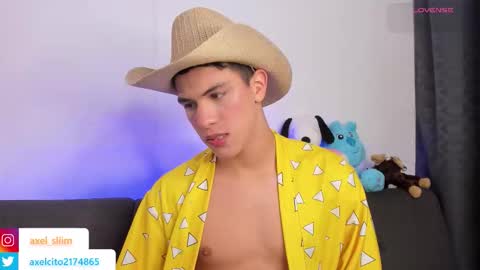 axel slim online show from 11/11/25, 03:17