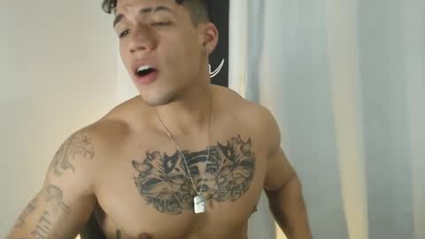 INDEPENDENT MODEL  online show from 02/20/25, 08:47