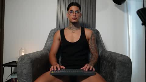 Agustin online show from 10/29/25, 08:21