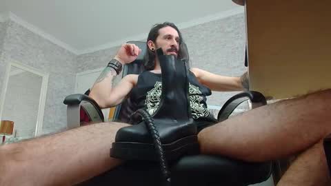 Snapshot of axelcolton chatting on 12/23/24, 09:27 AxelColton online show from 12/23/24, 09:27