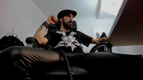 Snapshot of axelcolton chatting on 01/02/25, 12:57 AxelColton online show from 01/02/25, 12:57