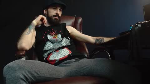 Snapshot of axelcolton chatting on 01/13/25, 12:24 AxelColton online show from 01/13/25, 12:24