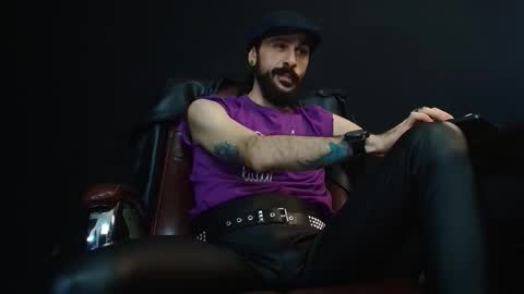 Snapshot of axelcolton chatting on 01/23/25, 06:49 AxelColton online show from 01/23/25, 06:49