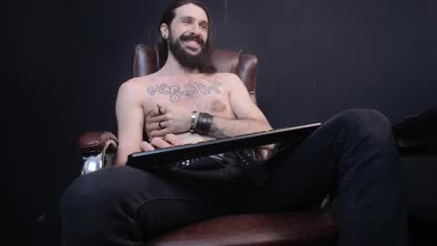 Snapshot of axelcolton chatting on 02/15/25, 01:16 AxelColton online show from 02/15/25, 01:16
