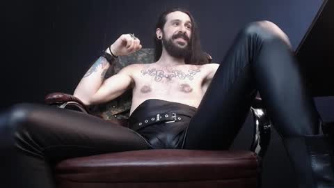 Snapshot of axelcolton chatting on 02/20/25, 12:04 AxelColton online show from 02/20/25, 12:04