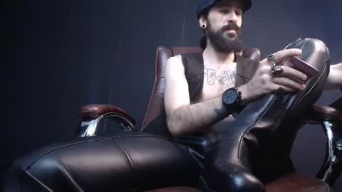 Snapshot of axelcolton chatting on 03/01/25, 09:29 AxelColton online show from 03/01/25, 09:29