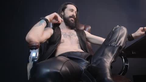 Snapshot of axelcolton chatting on 03/01/25, 12:34 AxelColton online show from 03/01/25, 12:34