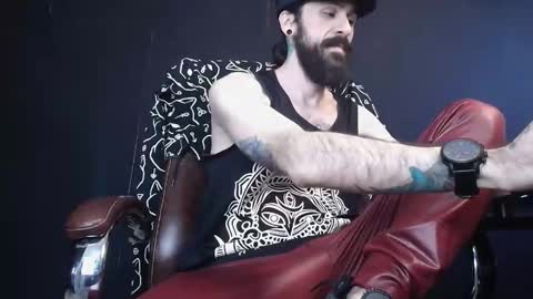 Snapshot of axelcolton chatting on 03/09/25, 12:53 AxelColton online show from 03/09/25, 12:53