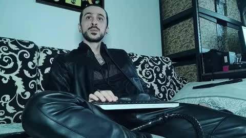 Snapshot of axelcolton chatting on 09/18/25, 09:44 AxelColton online show from 09/18/25, 09:44