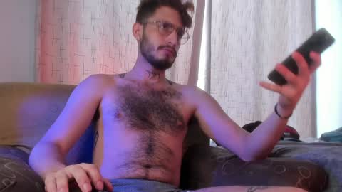    online show from 02/02/25, 07:04